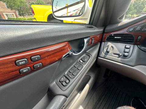 2004 Cadillac DeVille