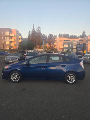 2010 Toyota Prius III