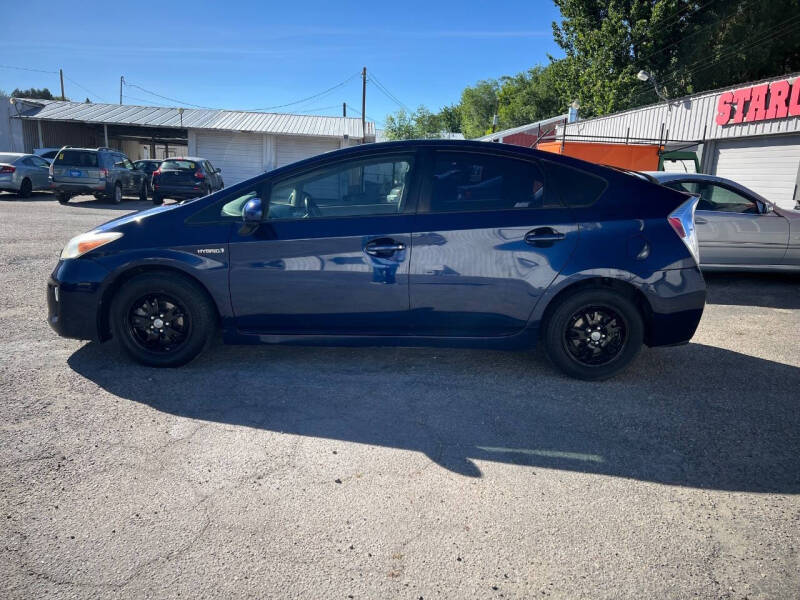 2012 Toyota Prius Two
