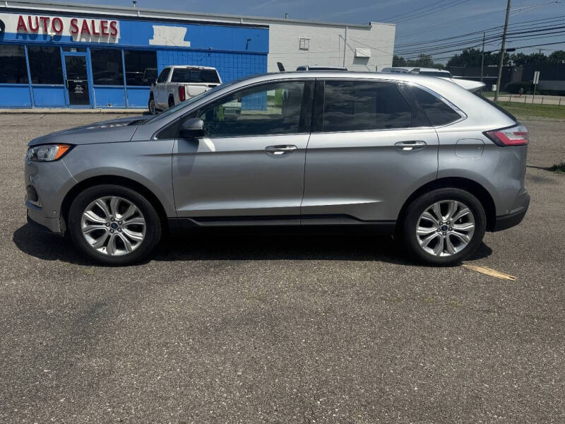 2020 Ford Edge Titanium