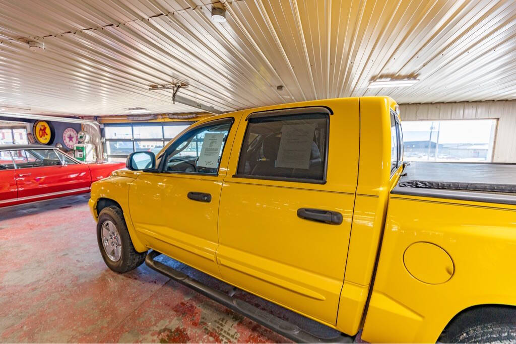 2006 Dodge Dakota 68