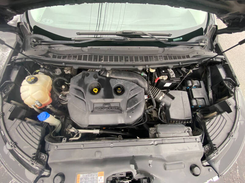 2015 Ford Edge SE