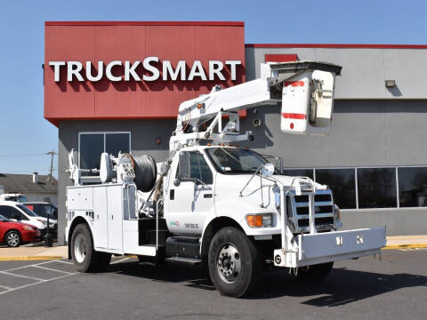 2007 Ford F-750 Super Duty for sale at Trucksmart Isuzu in Morrisville PA