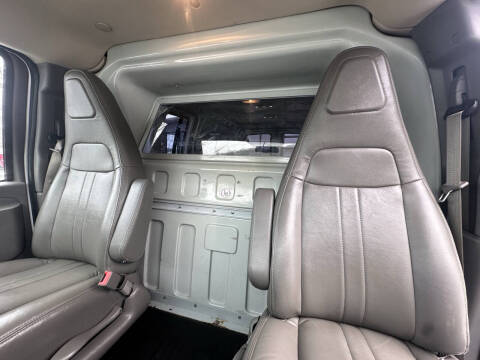 2021 Chevrolet Express 2500