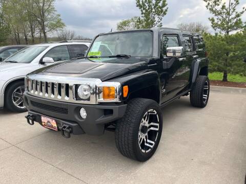 2007 HUMMER H3 for sale at Azteca Auto Sales LLC in Des Moines IA