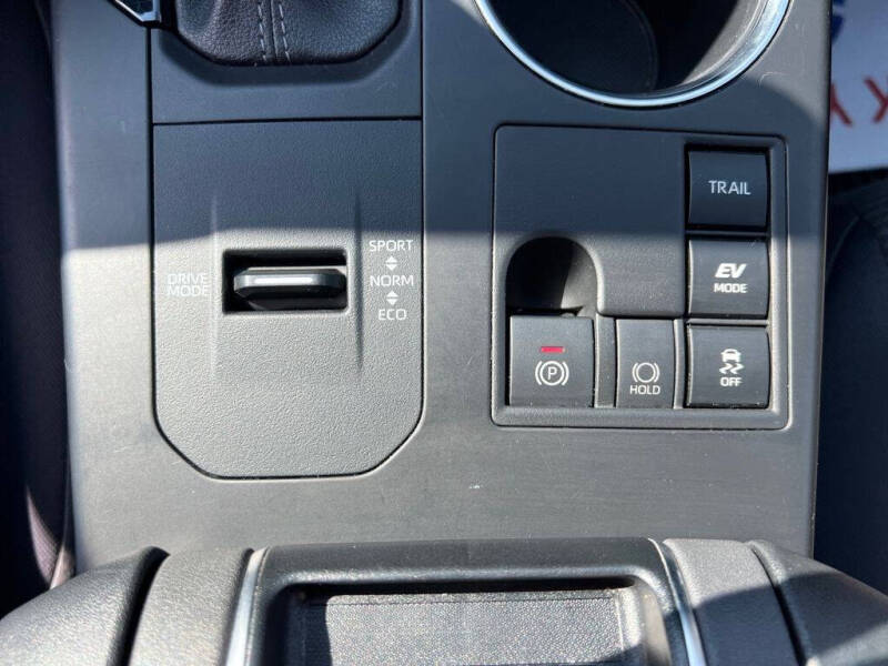 2023 Toyota Highlander Hybrid LE