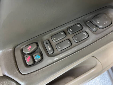 2004 Cadillac DeVille