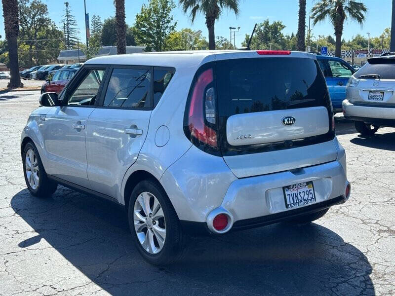 2016 Kia Soul !