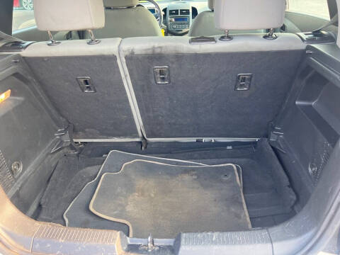 2016 Chevrolet Sonic LS Auto