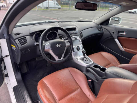 2010 Hyundai Genesis Coupe 3.8L Grand Touring