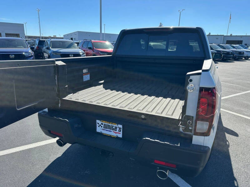 2026 Honda Ridgeline Black Edition Two-Tone