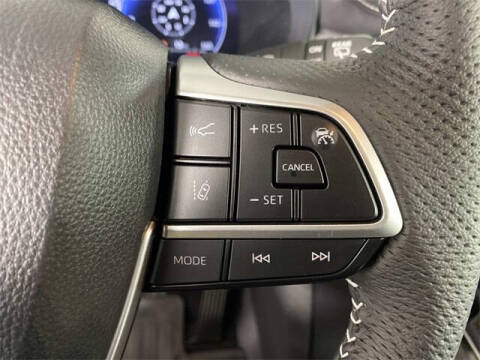 2025 Toyota Sienna XSE 7-Passenger