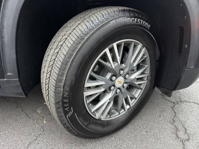 2024 Chevrolet Traverse LT