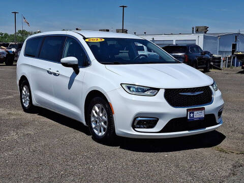 2023 Chrysler Pacifica Touring L