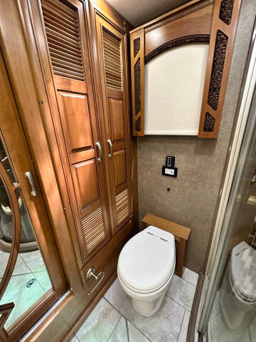 2017 Entegra Anthem 44b 1.5 Bath, 450hp Dies