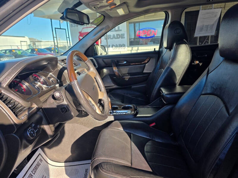 2016 GMC Acadia Denali