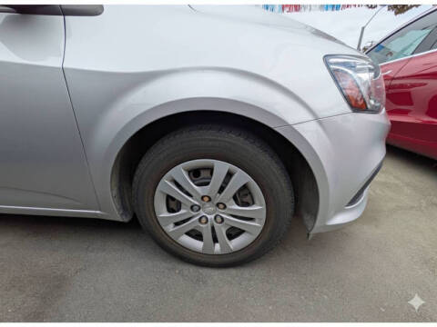 2020 Chevrolet Sonic LT