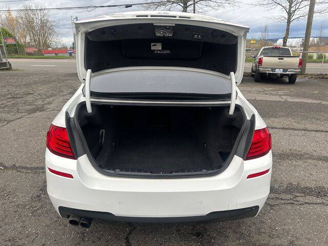 2015 BMW 5 Series 528i xDrive