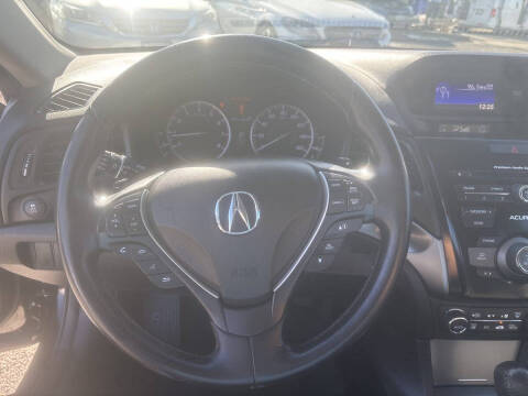 2013 Acura ILX 2.0L w/Premium