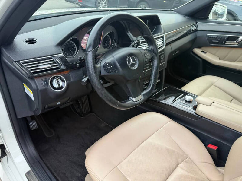 2011 Mercedes-Benz E-Class