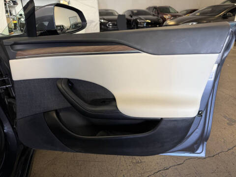 2021 Tesla Model S Long Range