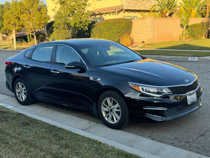 2016 Kia Optima LX photo 10