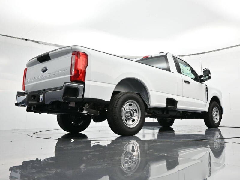 2026 Ford F-350 Super Duty XL