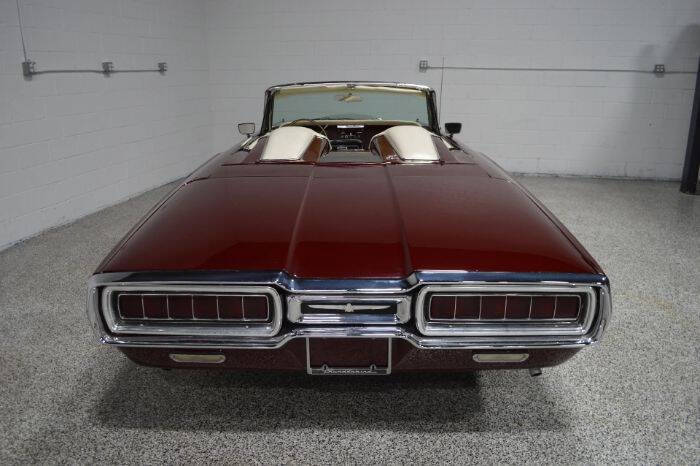 1965 Ford Thunderbird