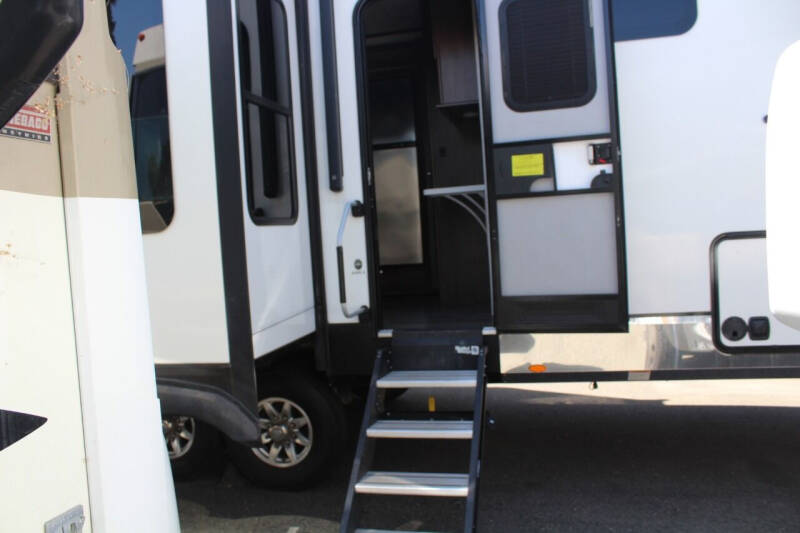 2019 Highland Ridge Mesa Ridge 314RLS