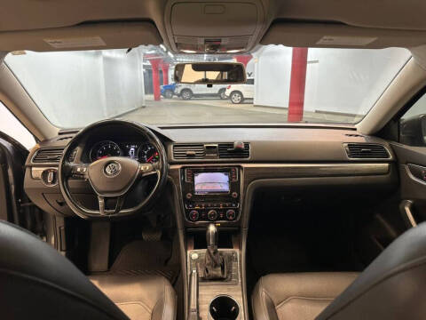 2018 Volkswagen Passat 2.0T SE