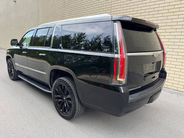 2020 Cadillac Escalade ESV Luxury