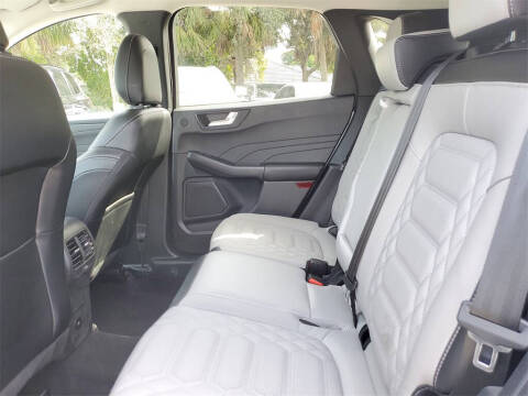 2024 Ford Escape Platinum