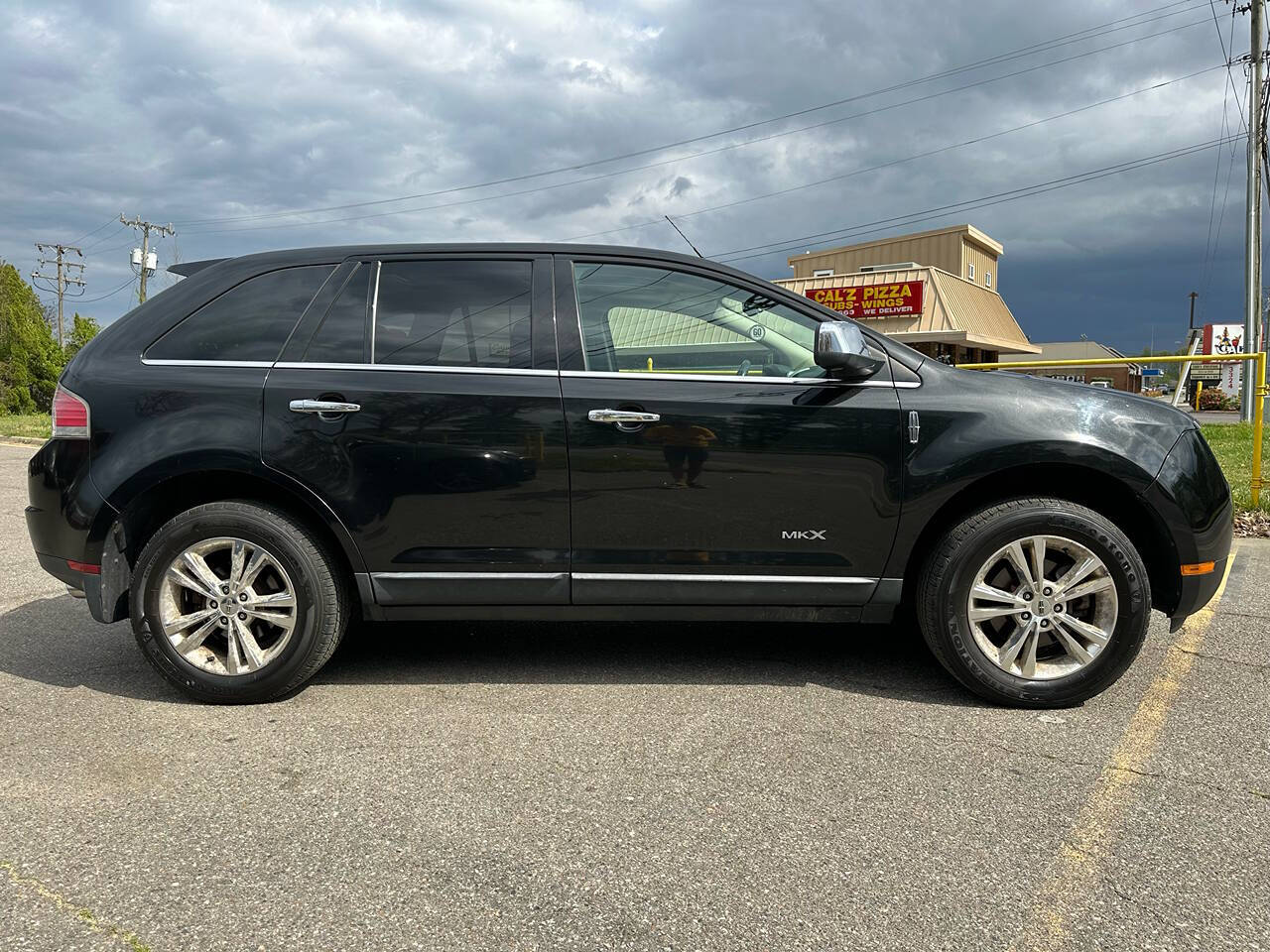 2010 Lincoln MKX for sale at CarMood in Virginia Beach, VA