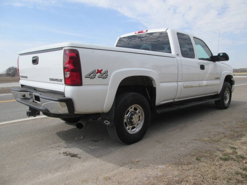 2003 Chevrolet Silverado 2500HD LS