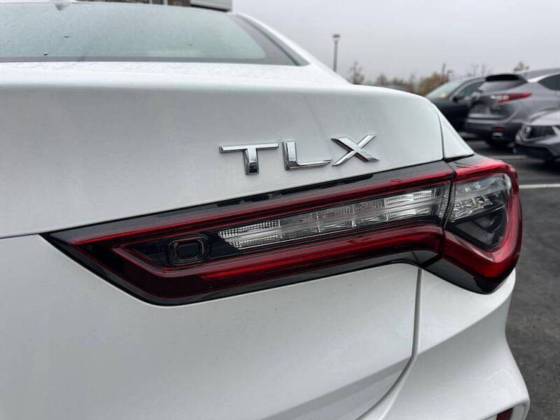2025 Acura TLX w/Tech
