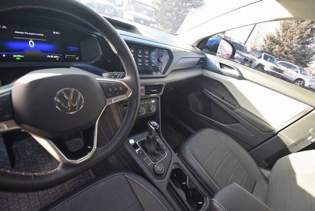 2022 Volkswagen Taos SE 4Motion