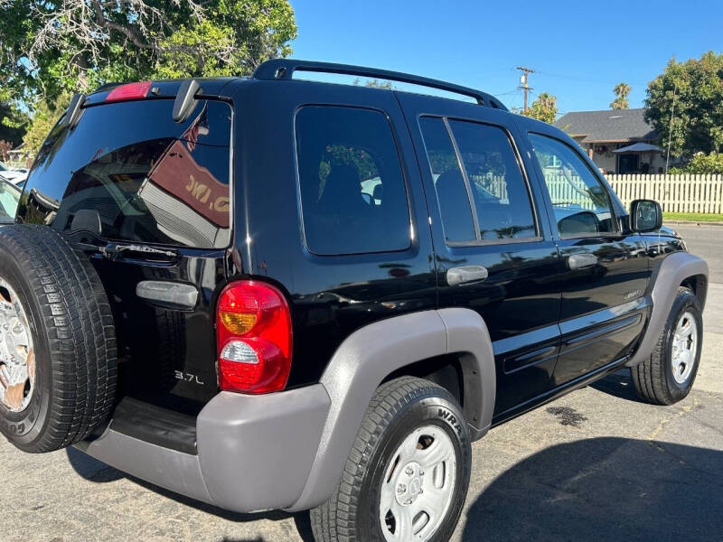 2004 Jeep Liberty Sport