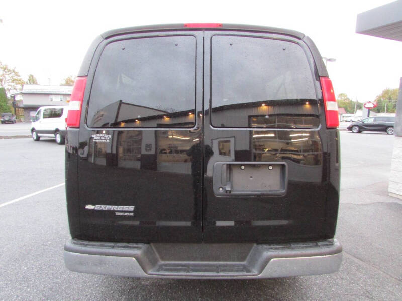 2016 Chevrolet Express LT 3500