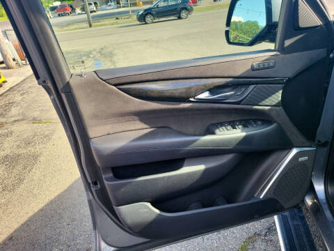 2018 Cadillac Escalade ESV Platinum