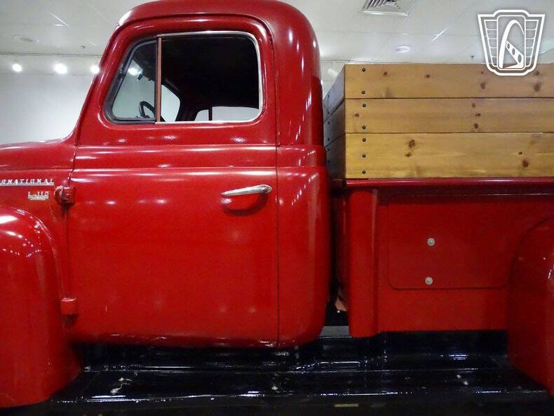 1952 International I-110