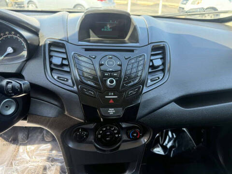 2016 Ford Fiesta S