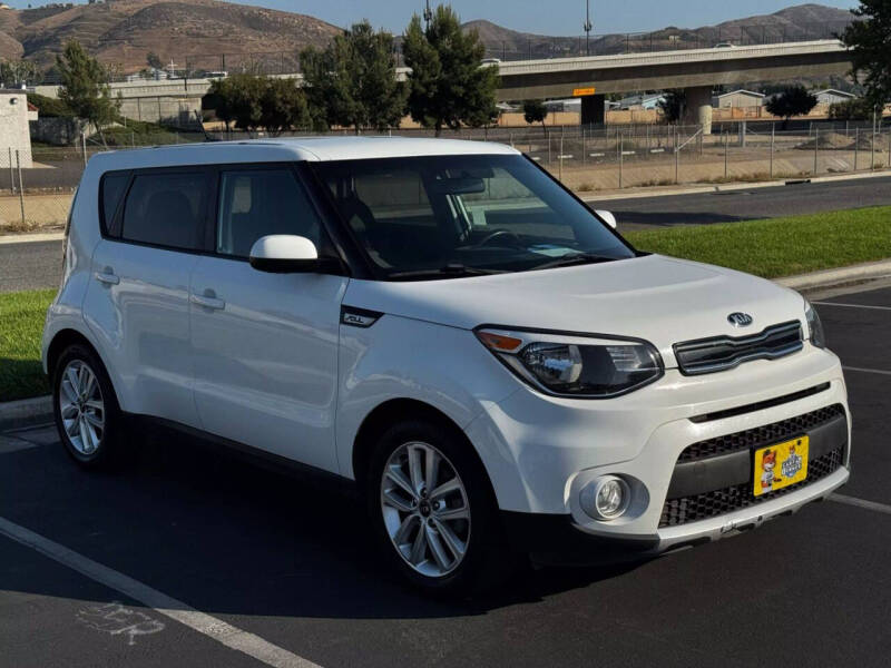 2017 Kia Soul +