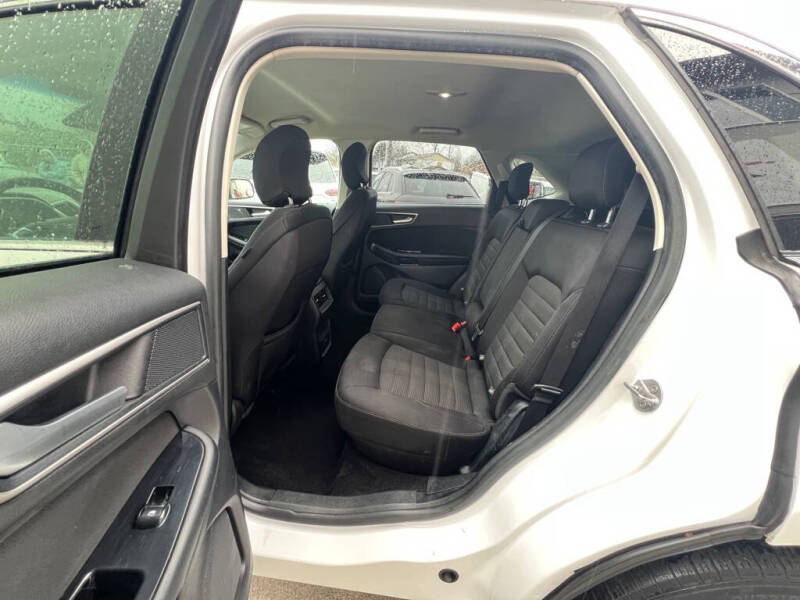 2019 Ford Edge SEL