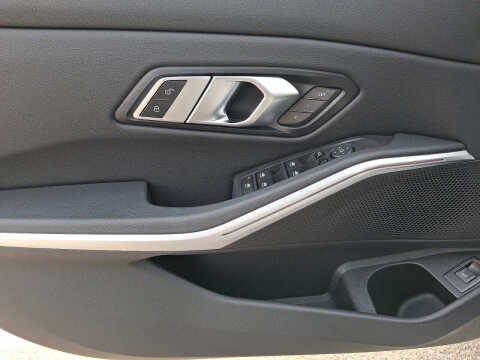 2023 BMW 3 Series 330i xDrive