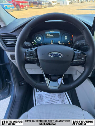 2026 Ford Escape Platinum