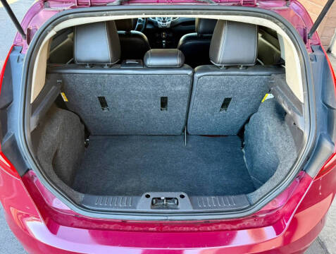 2011 Ford Fiesta SES