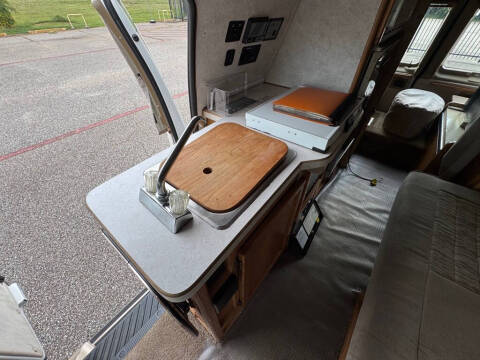 1998 Ford E-Series E-250