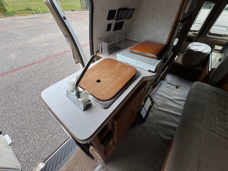 1998 Ford E-Series E-250