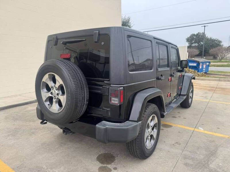 2016 Jeep Wrangler Unlimited Sahara