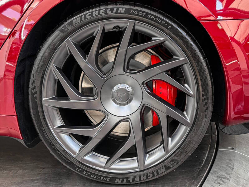 2026 Tesla Model S Plaid
